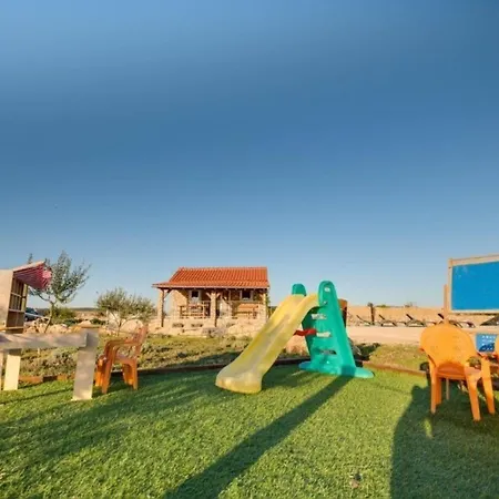 Holiday home Ferienhaus Mit Privatpool Fur 4 Personen 1 Kind Ca 90 Qm In Sibenik, Dalmatien Norddalmatien