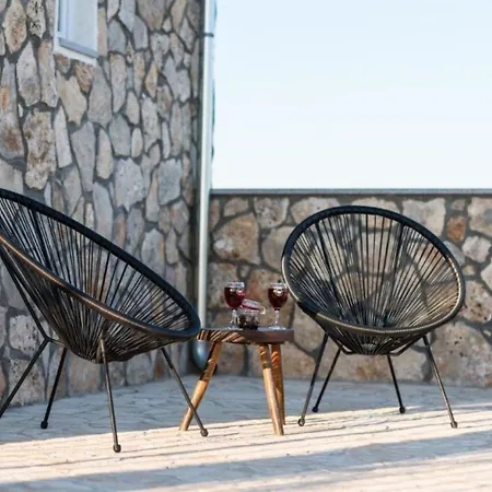 Ferienhaus Mit Privatpool Fur 4 Personen 1 Kind Ca 90 Qm In Sibenik, Dalmatien Norddalmatien *